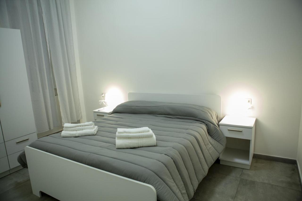 Na' Stanza In Piazza Apartment Naples Exterior photo