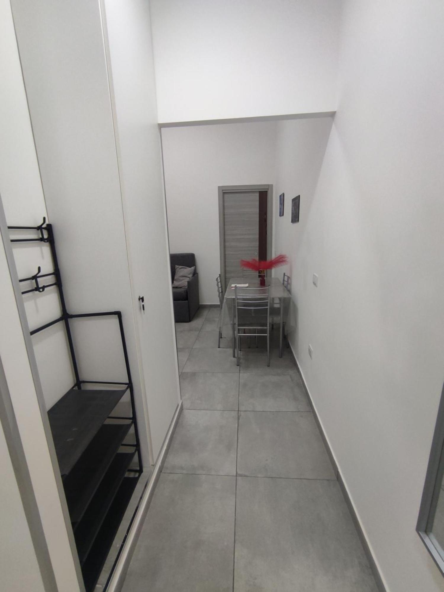 Na' Stanza In Piazza Apartment Naples Exterior photo